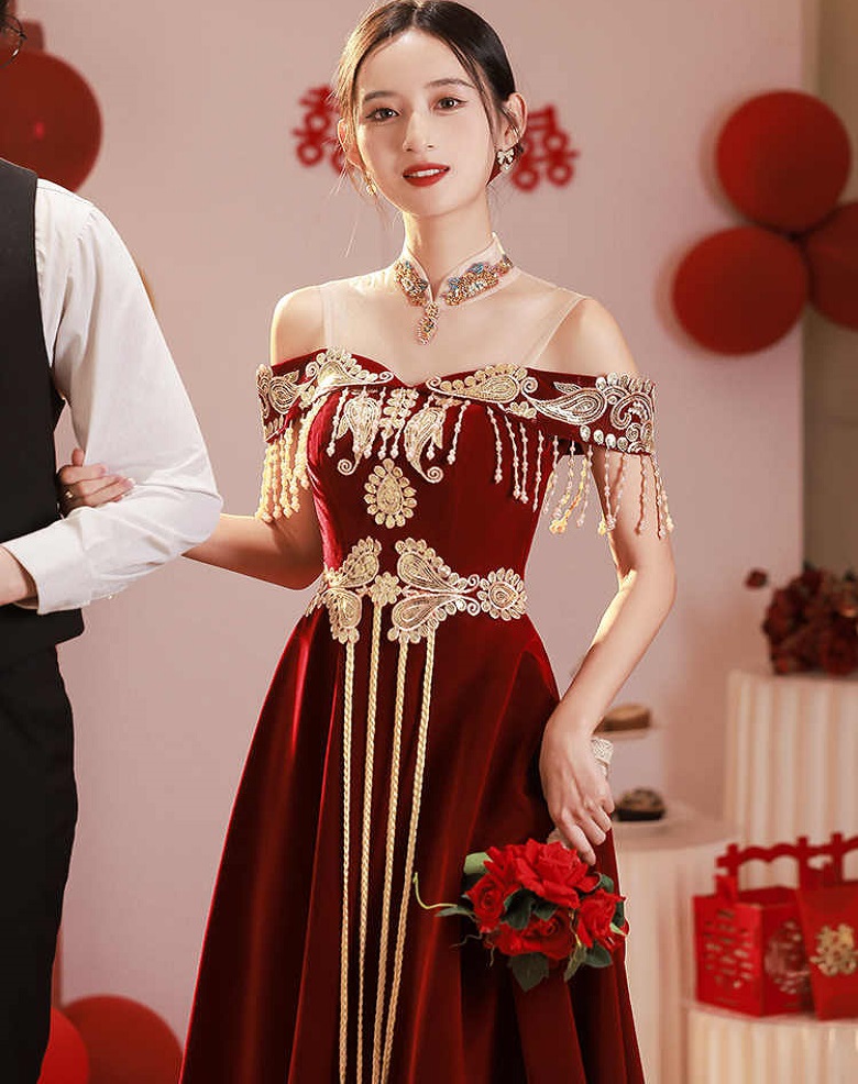 Luxury Lifestyle Dress - Chinesisches Toast-Kleid im Cheongsam-Stil für kleine